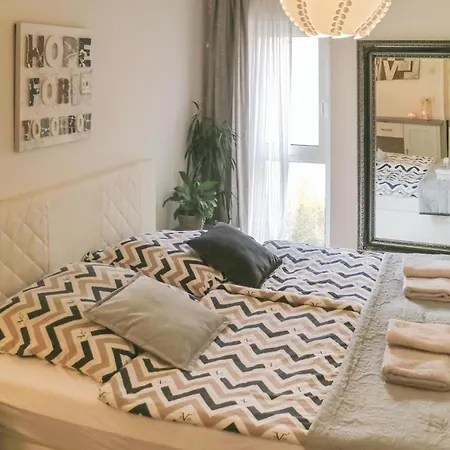 2 Bedroom Beautiful In شقة *