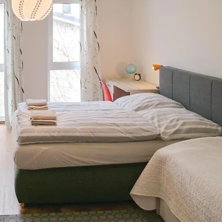 2 Bedroom Beautiful In *